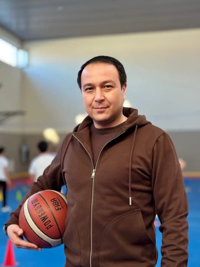 Akzamov Dilshod Axadjanovich